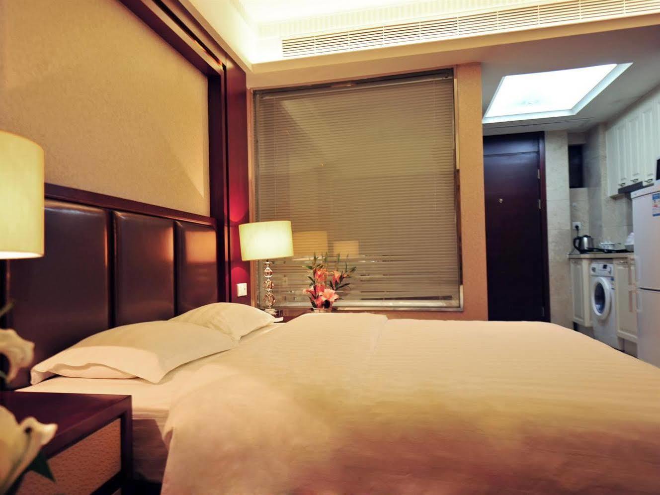 Hotel Apamanshop Service *